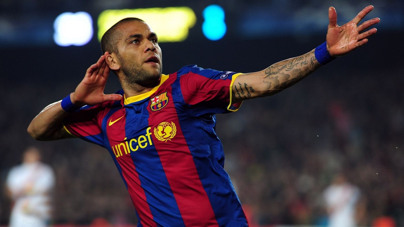 等疯了！《GTA6》跳票后玩家开始解读杰森衬衫污渍