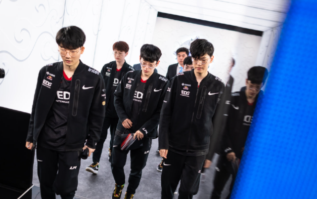 赛与欧冠之 赛与欧冠之